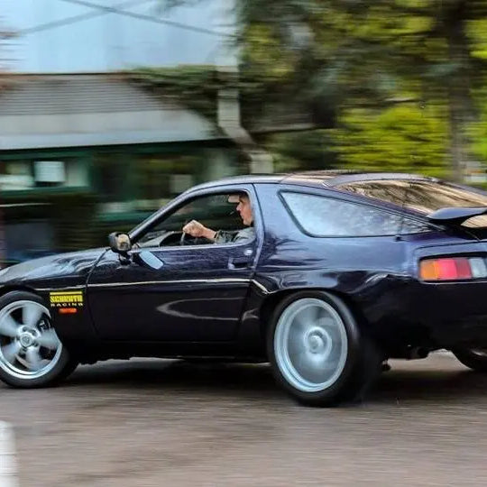 Lenkung mit einem Porsche 928